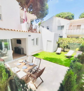 Luminoso bungalow para relajarse y disfrutar en familia